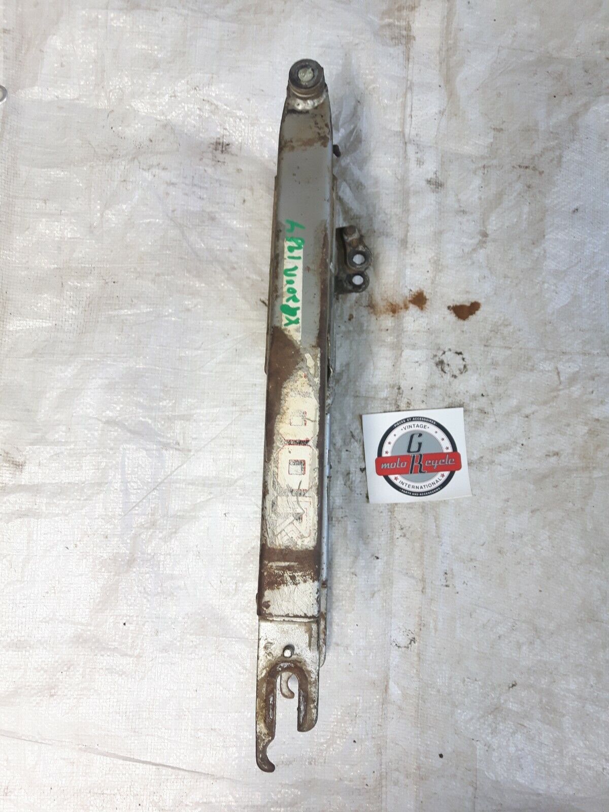 Honda XR200R 1984 XR250R swingarm swing arm XR250 XR200