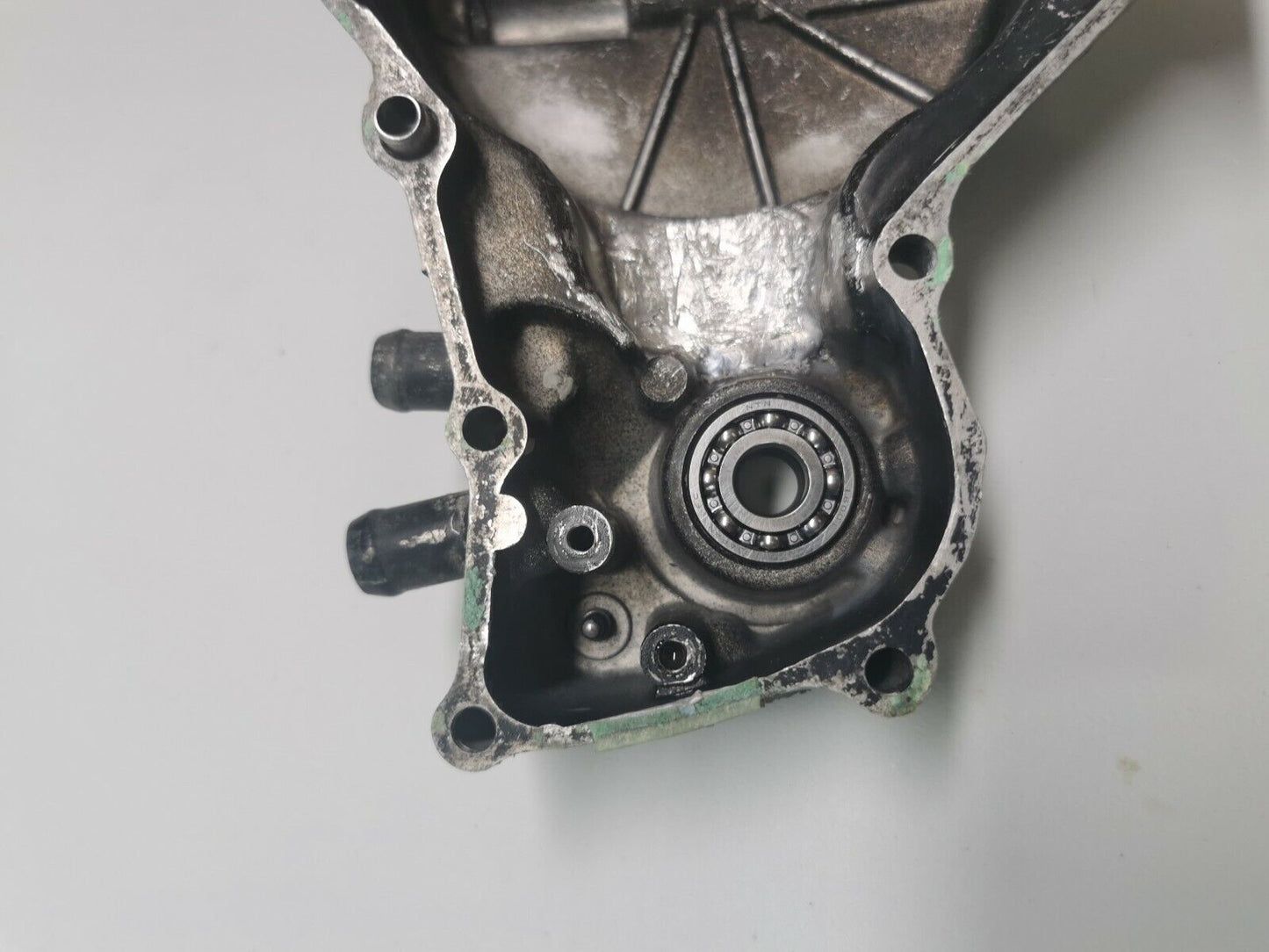 Honda CR80R 1985 right crankcase clutch cover 1984