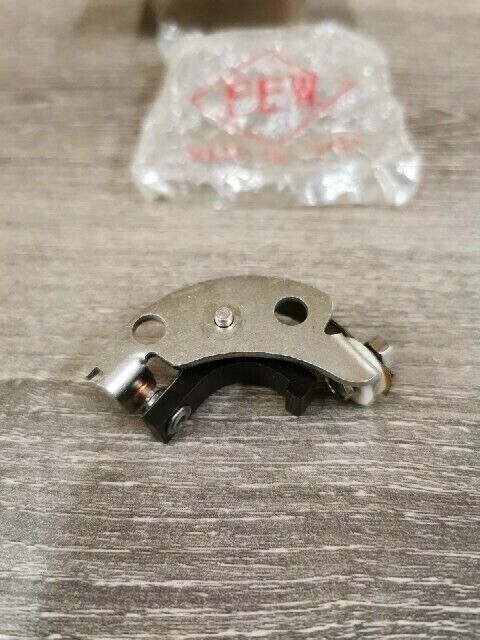 NOS SUZUKI TC250 1969 LEFT CONTACT POINT ASSY 31460-11010 S41