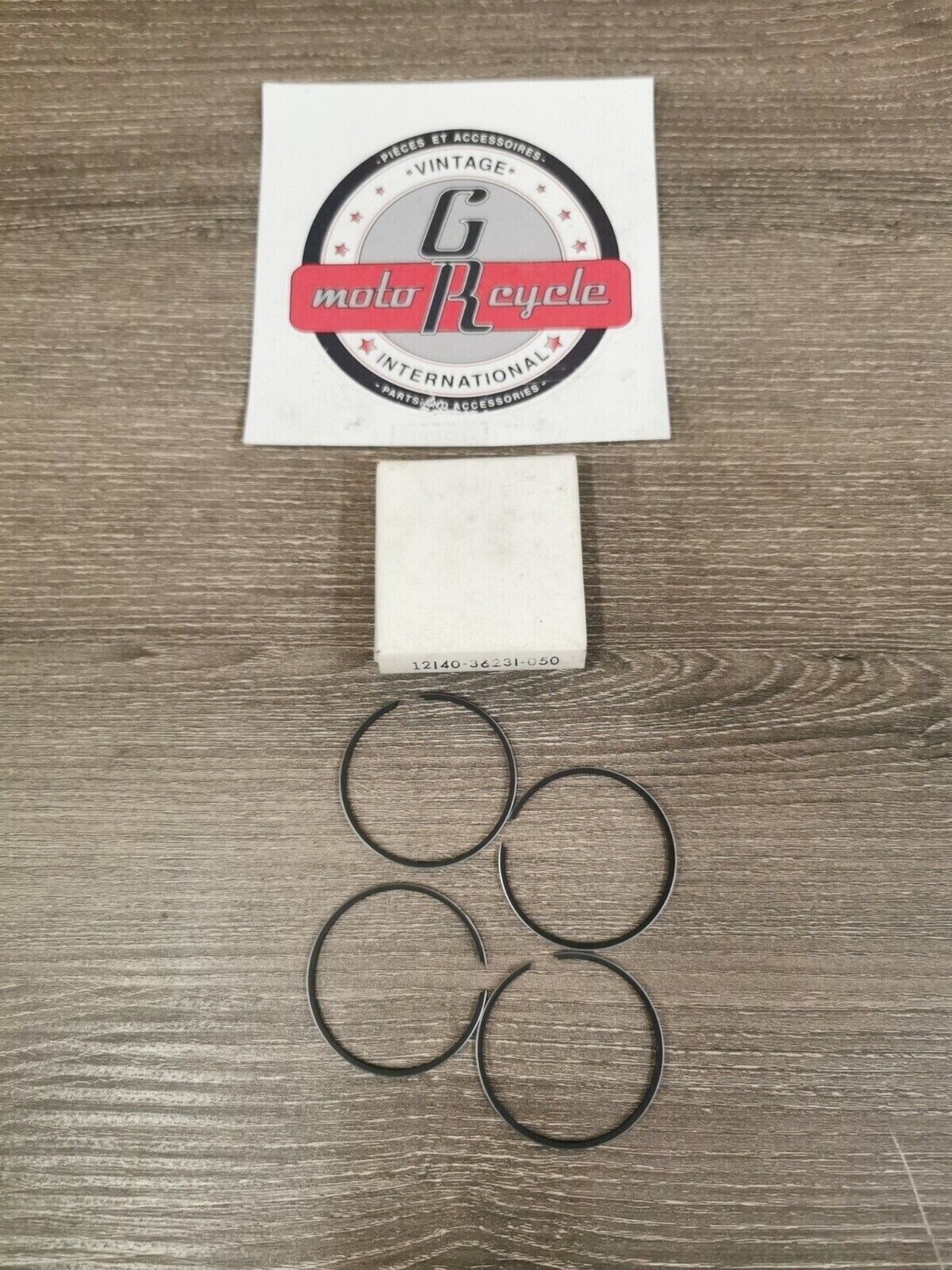 NOS SUZUKI GT125 RING 0.50 OVERSIZE 12140-36231 S23