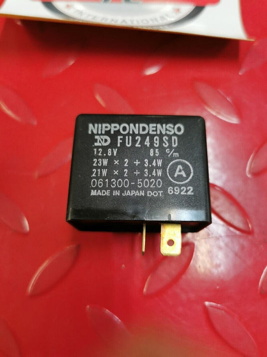 NOS Suzuki CS50 CS80 CS125 DR125 RELAY TURN SIGNAL 38610-45031 S1