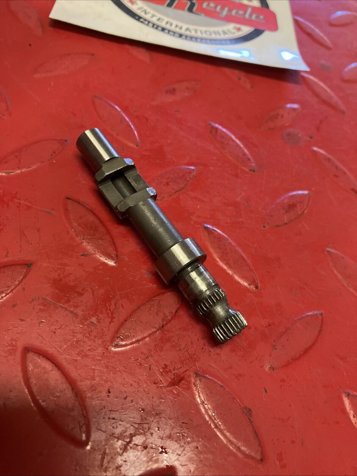 Suzuki RM125 1983 clutch actuator release cam arm shaft 1982 1984 1981 1985