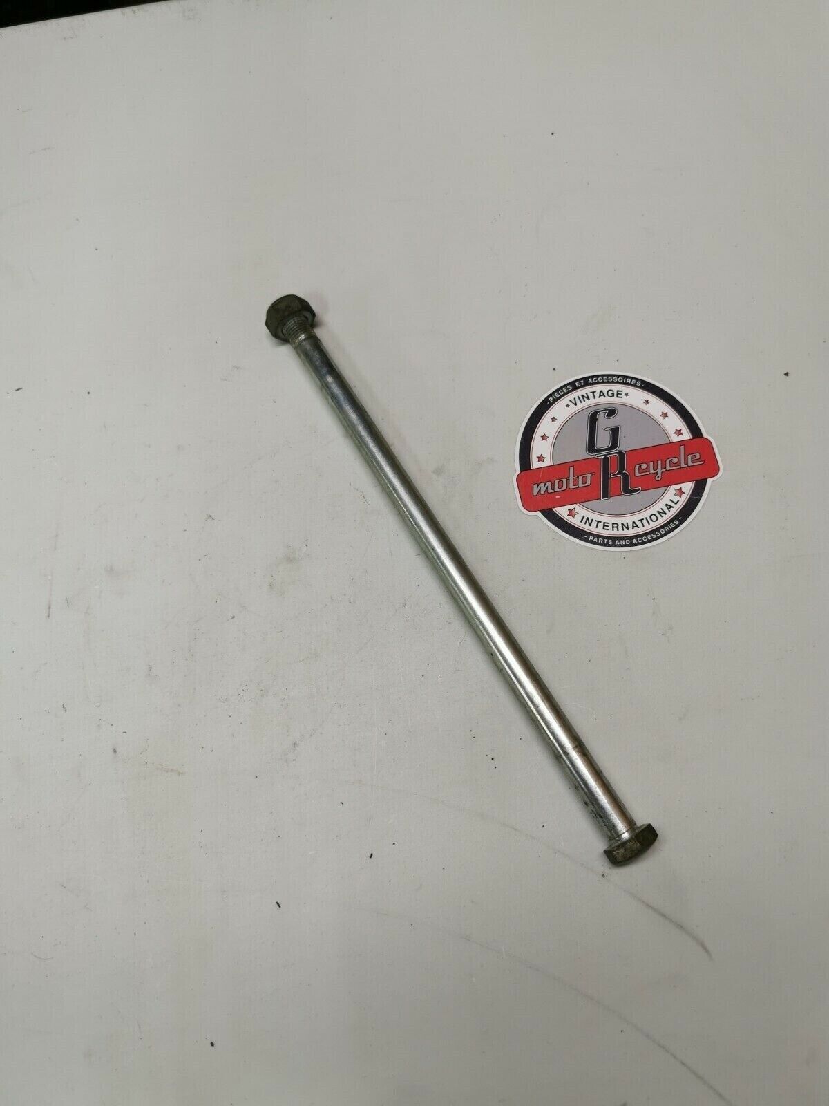 Kawasaki KZ440 LTD swingarm rear swinging arm pivot bolt shaft axle nut