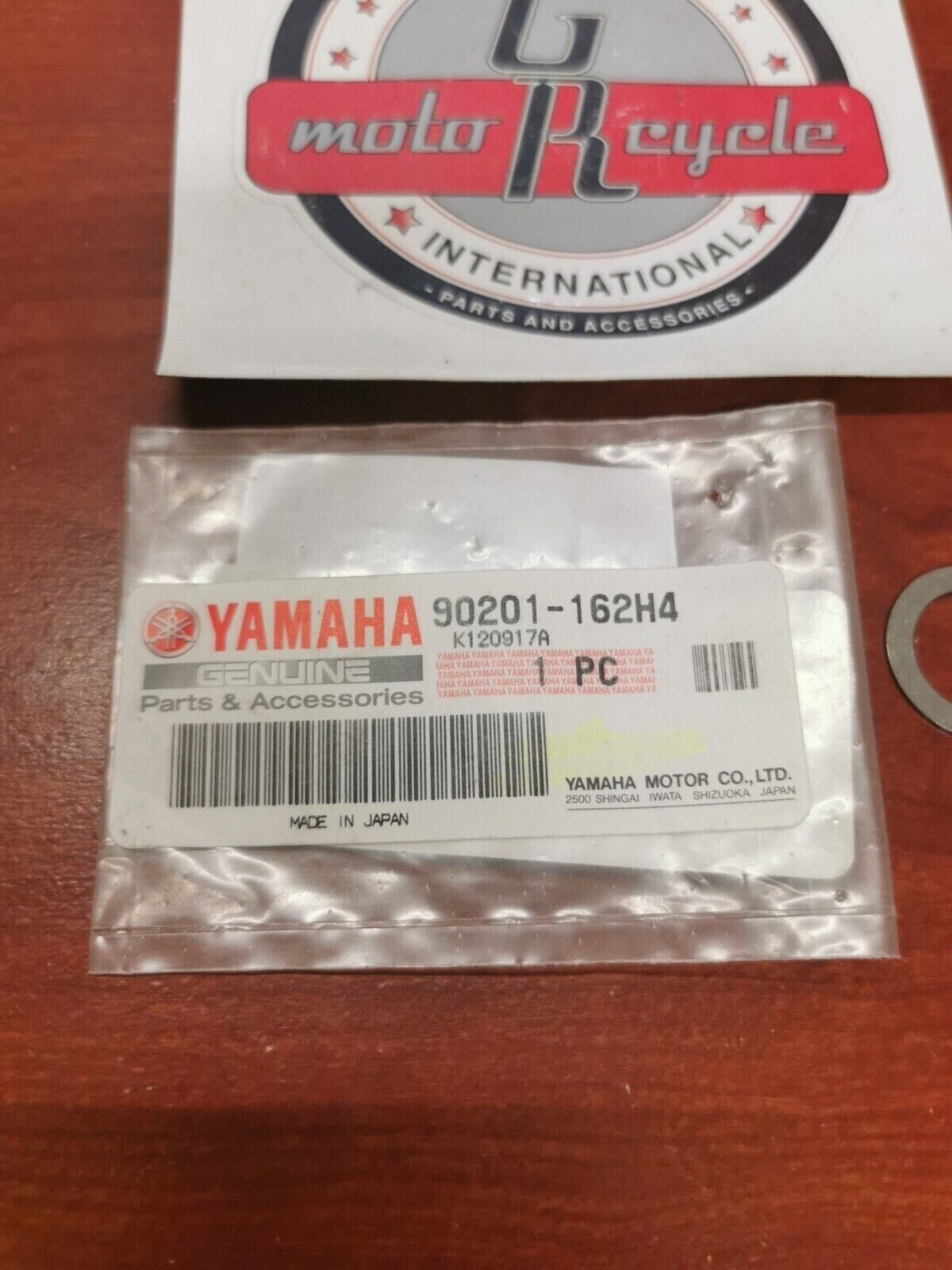 NOS Yamaha CV80 YFM350 YZ250 YZ450 YZ426 WR400 PLATE WASHER 90201-162H4-00 Y82