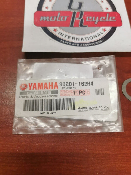 NOS Yamaha CV80 YFM350 YZ250 YZ450 YZ426 WR400 PLATE WASHER 90201-162H4-00 Y82