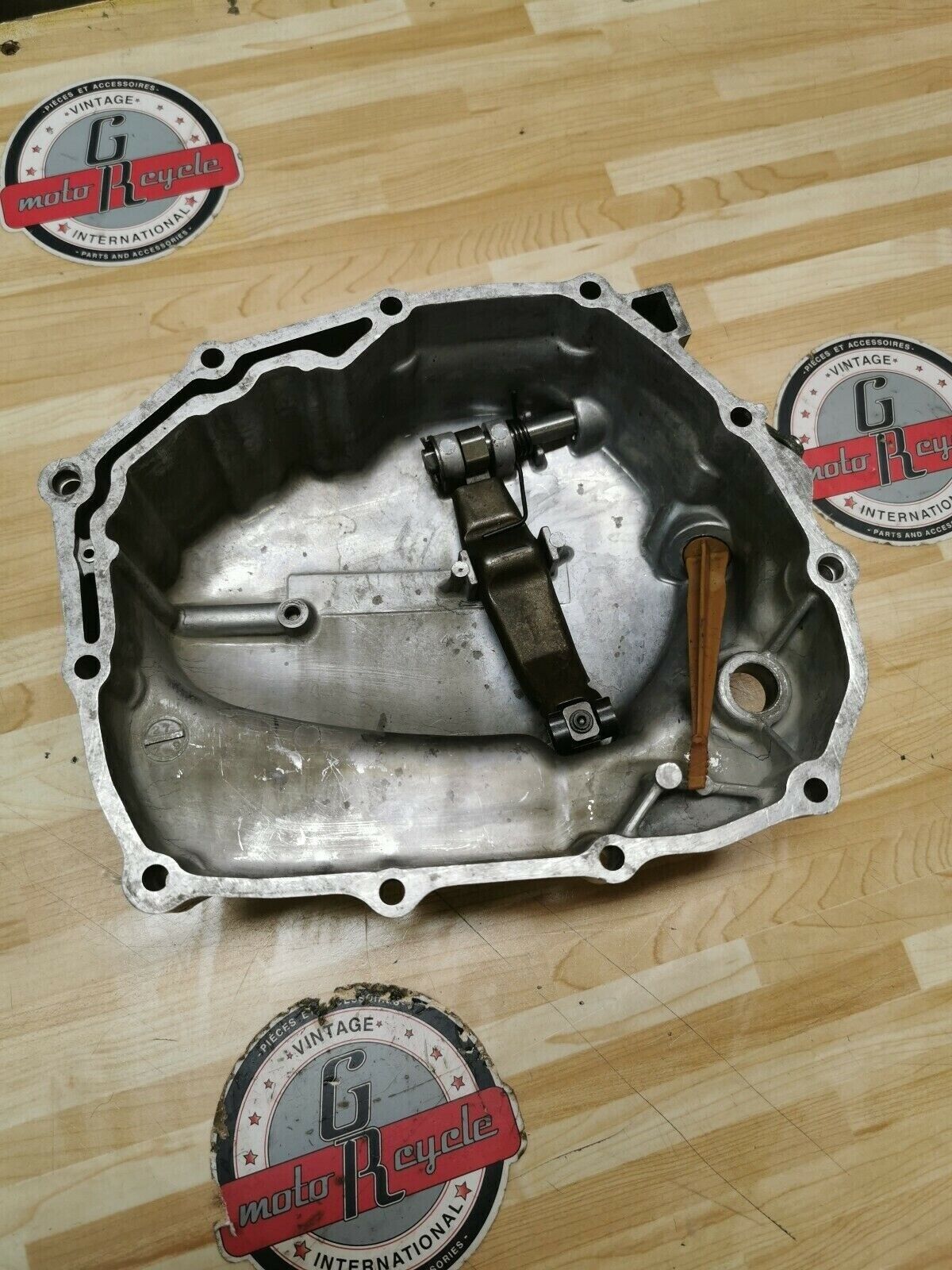 Honda CB125S 1975 right crankcase clutch cover panel