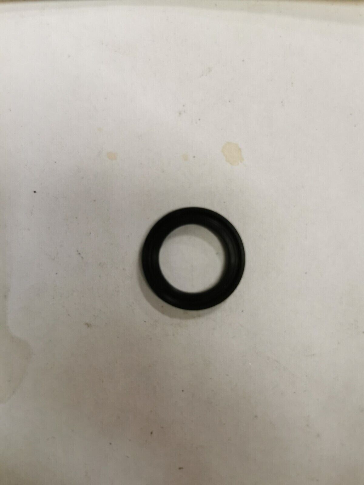 NOS SUZUKI RM125 RM250 RM500 1983 DUST SEAL 62647-14300 S27