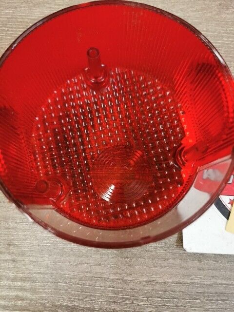 NOS YAMAHA AT2 CS3B CS5 CT3 DT3 G6S LS2 RT2 LENS TAIL LAMP 275-84521-60-00 Y170