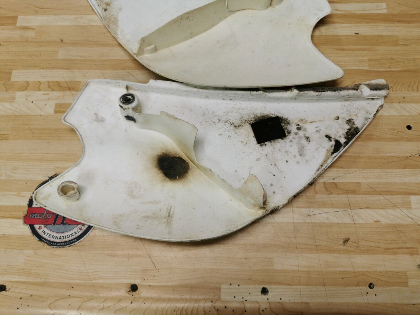 Kawasaki KX85 2004 left right side cover panel plate KX100 36001-1584-266 G