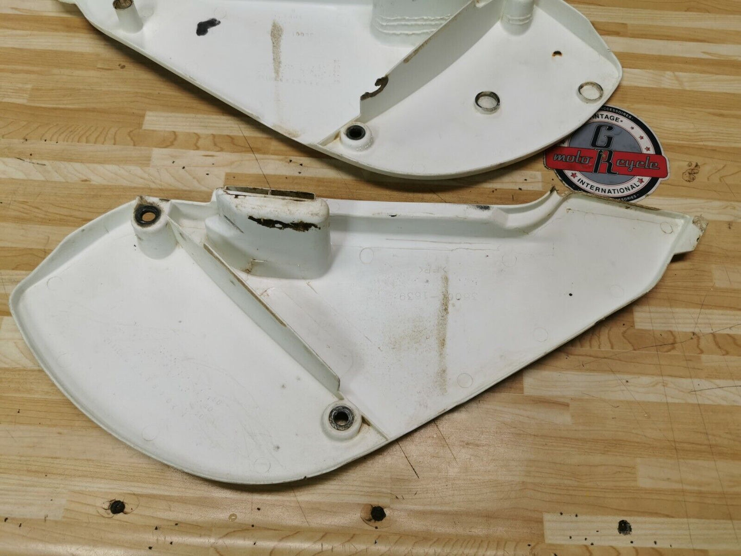Kawasaki KX65 2008 side panel cover number plate right left 36001-1639-266 3 G