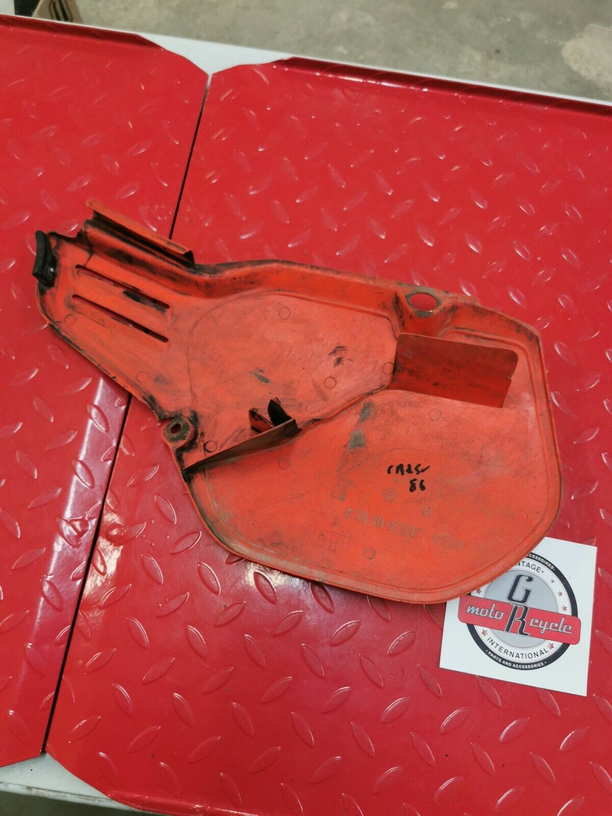 Honda CR250R 1986 right side cover panel number plate plastic