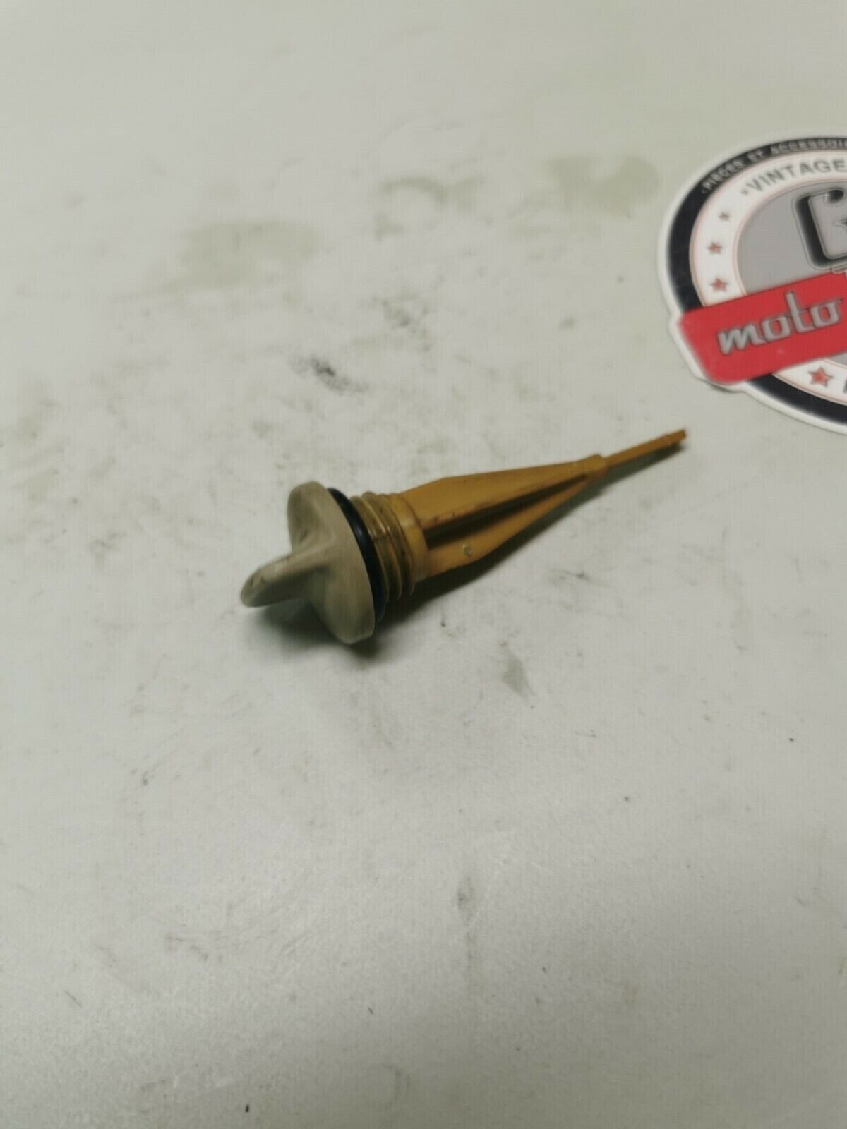 Honda XL80S 1983 oil dipstick dip stick level gauge 15650-086-000