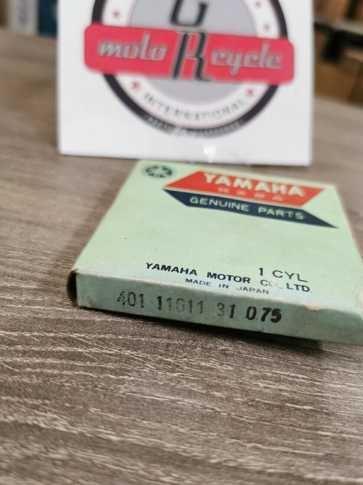 NOS YAMAHA YZ125 MX125 1974 - 1977 PISTON RING SET 0.75 401-11611-31-00 Y51