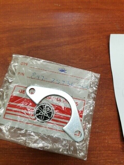 NOS Yamaha 1977 - 1980 SRX440 SPRING HOOK 8A7-25736-00-00 Y115