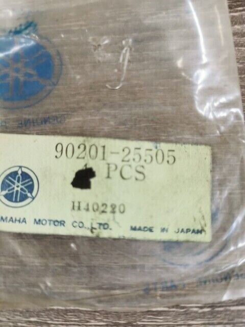 NOS YAMAHA TX750 1973 TX750A 1974 WASHER PLATE 90201-25505-00 Y151