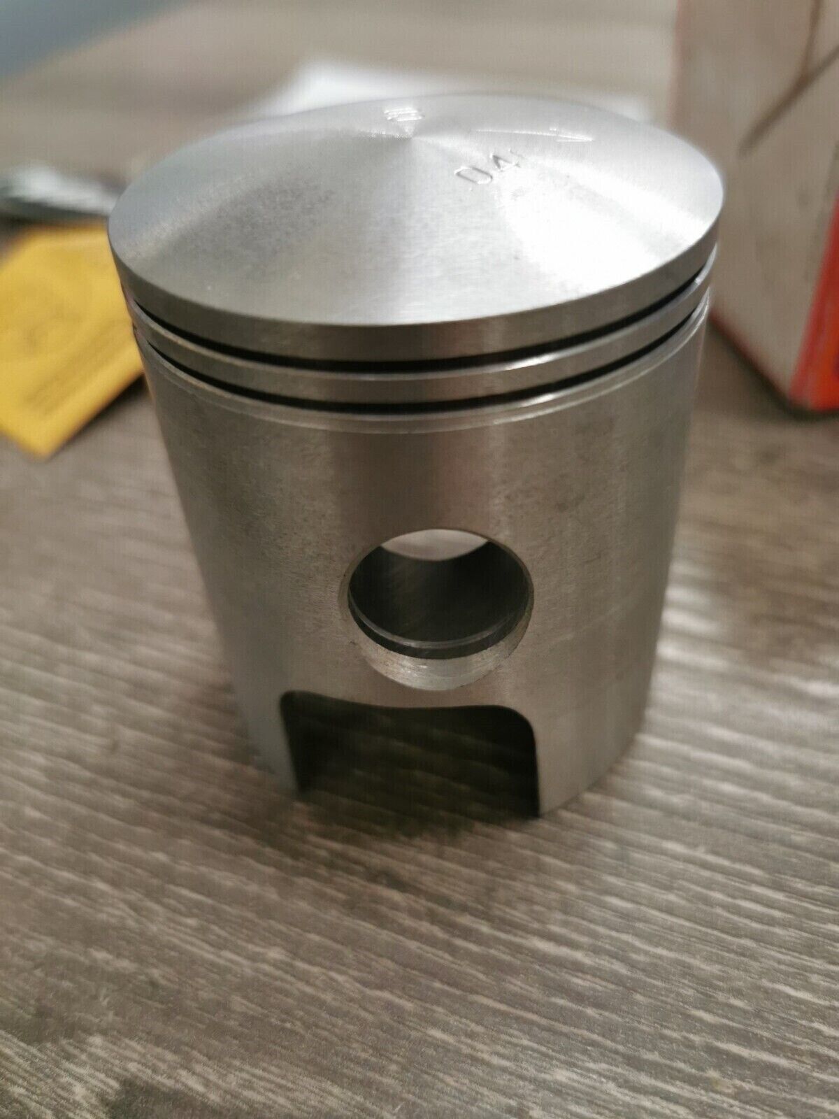 NOS WISECO GT250 IT250 1974 1975 PISTON CIRCLIP ONLY 1.00 OVER 174P4 J18