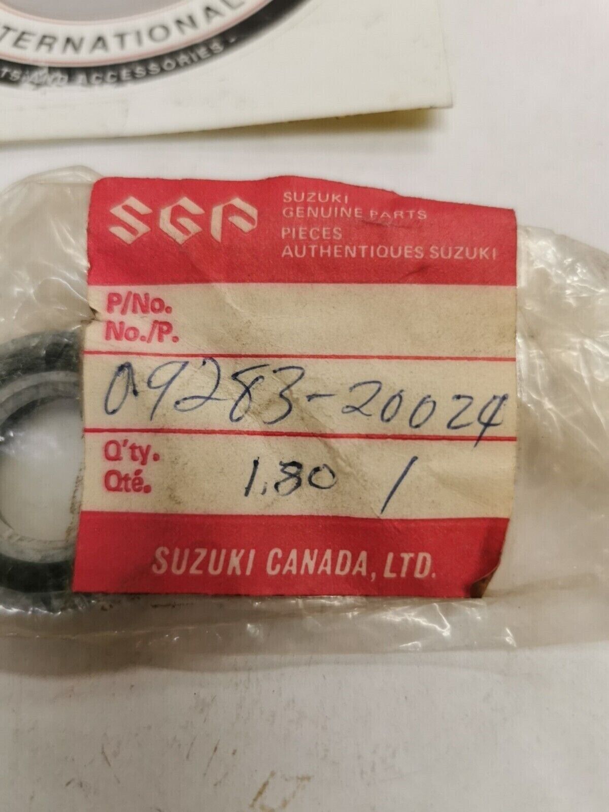 NEW NOS SUZUKI GT550 GT380 FZ50 OIL SEAL 09283-20024 S27
