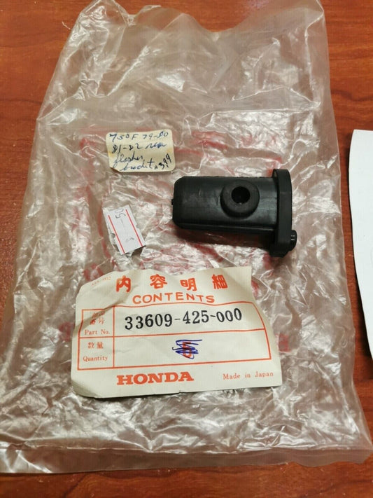 NOS Honda CB750K GL1100 CB650 REAR TURN SIGNAL SETTING RUBBER 33609-425-000 H64