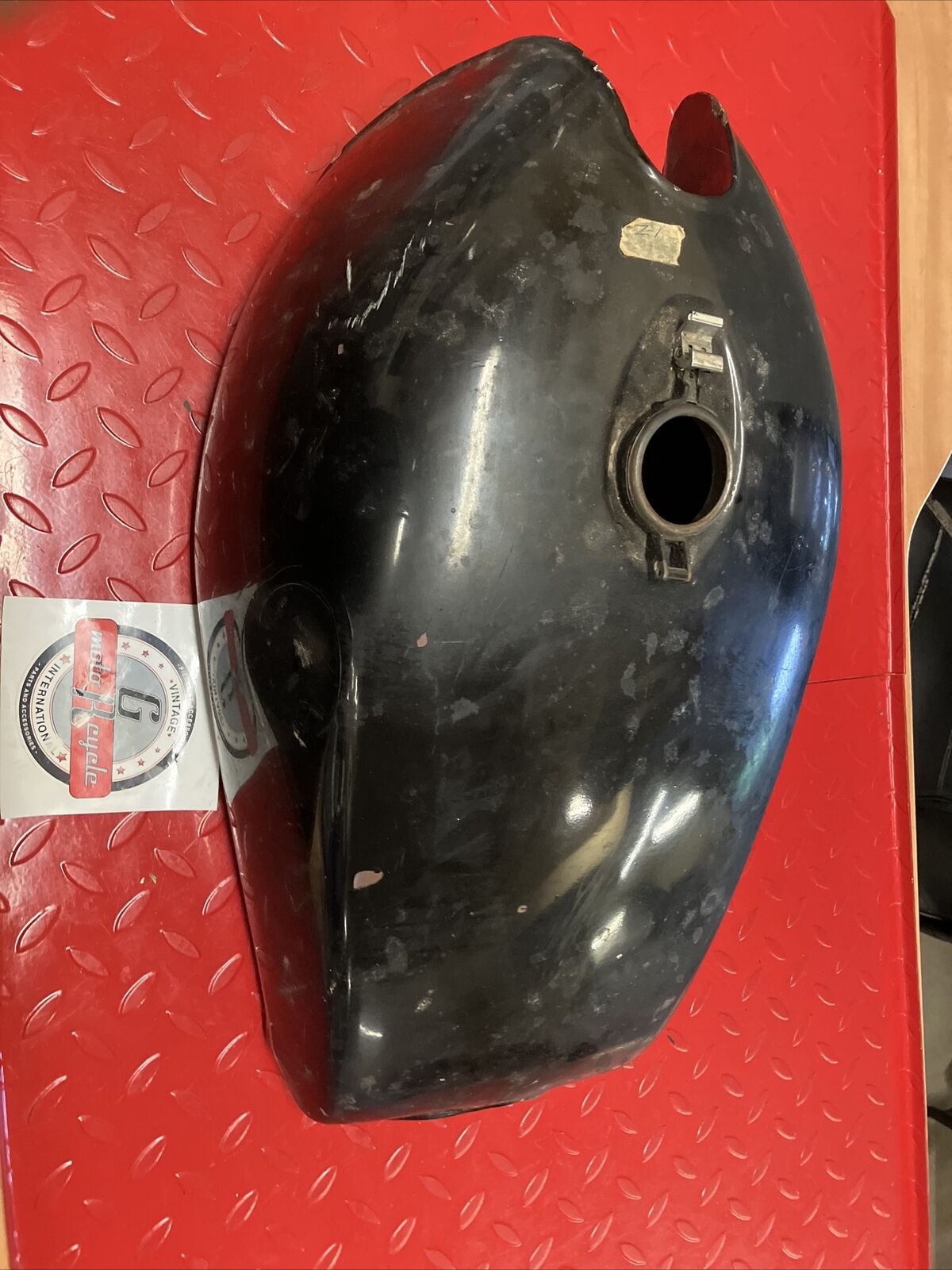 Kawasaki Z1 1975 Fuel tank gas petrol reservoir