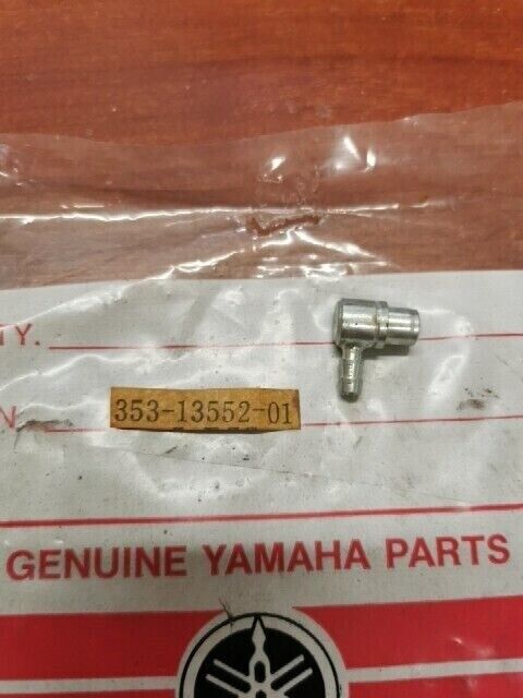 NOS Yamaha BR250 CF300 CS340 DT125 NOZZLE 353-13552-01-00 Y144