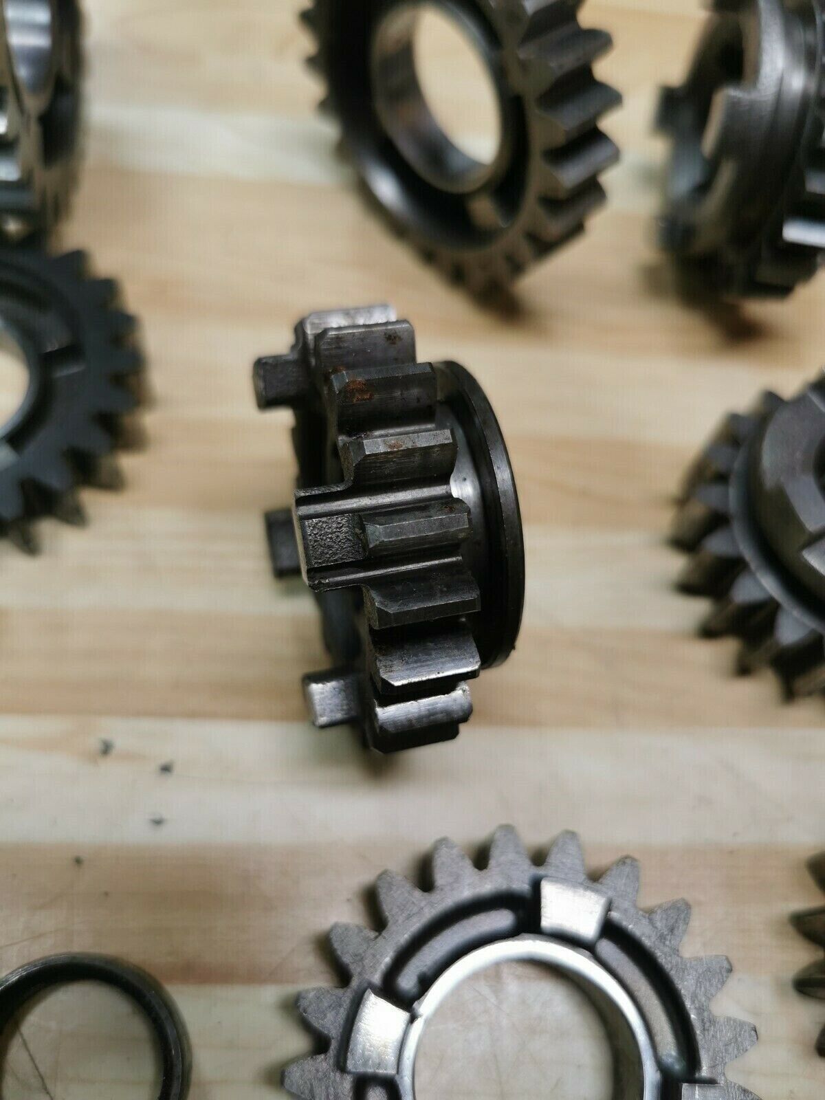 Suzuki RM250 2000 transmission gear shaft mainshaft