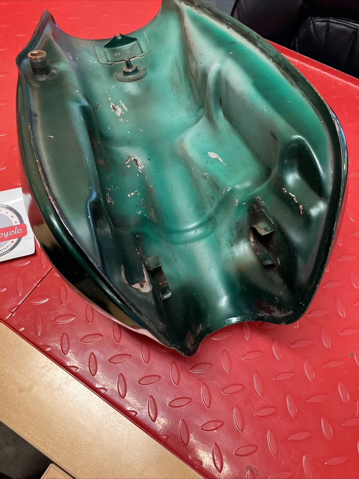 Kawasaki KZ750 1978 Fuel tank gas petrol reservoir 1976 1977 1979