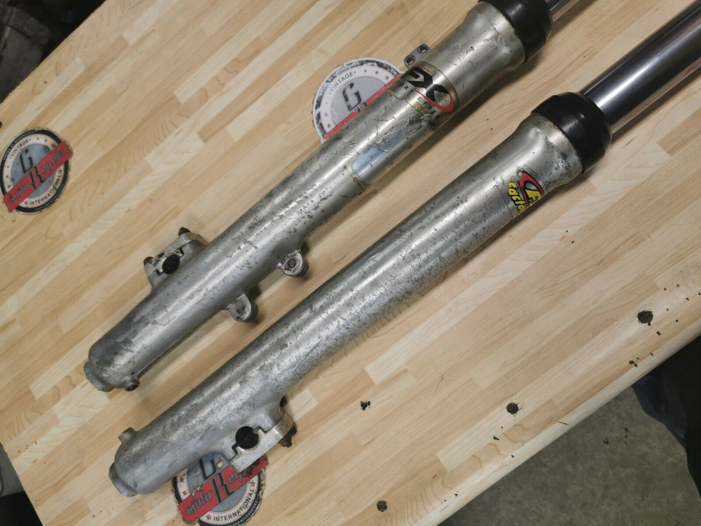 Kawasaki KX125 1986 front fork shock absorber supension damper left right