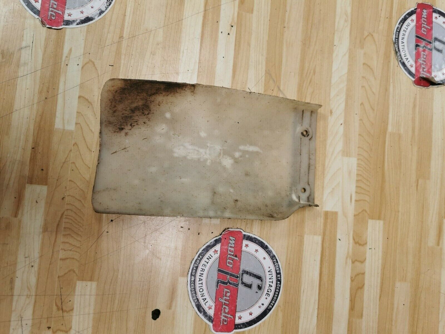 Honda CR125R 1996 rear inner fender mud splash guard