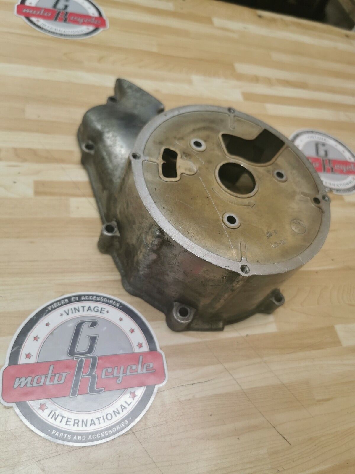 Yamaha XS400S 1982 left crankcase stator inner cover
