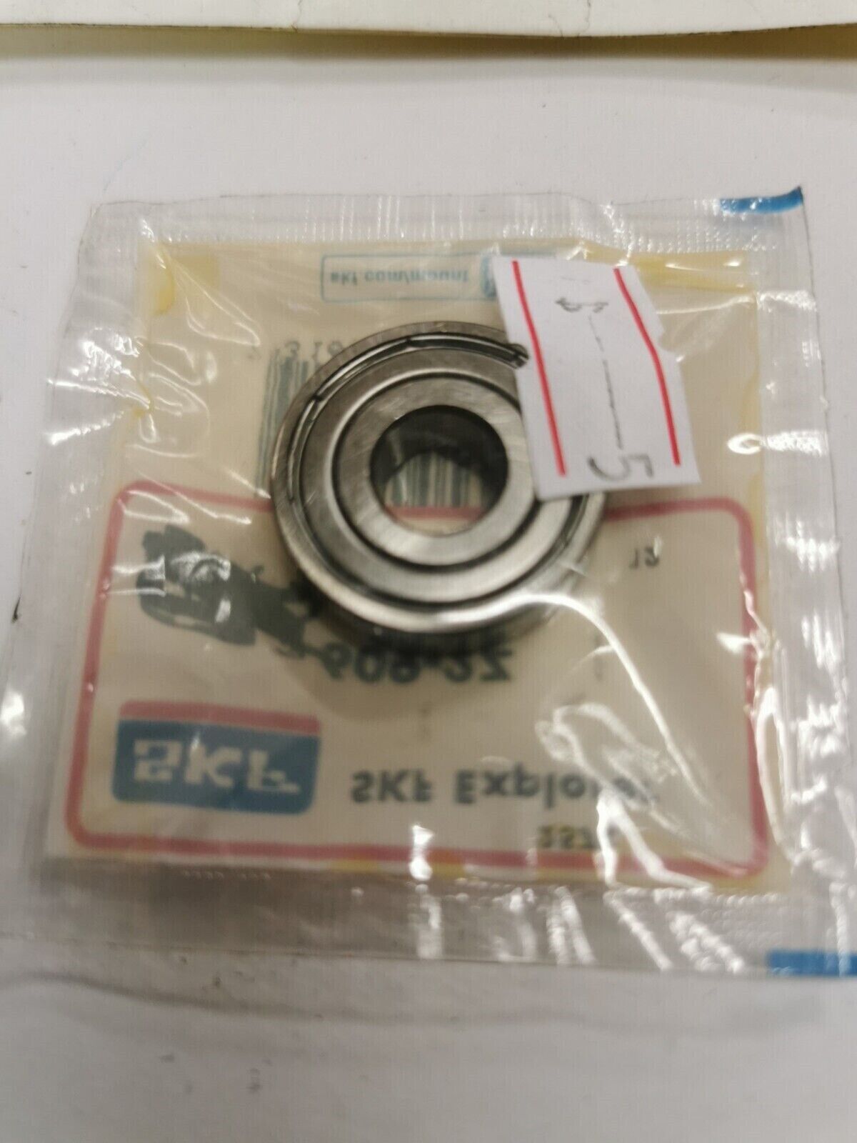 NOS SKF RADIAL SEALED BALL BEARING 609 2Z J18