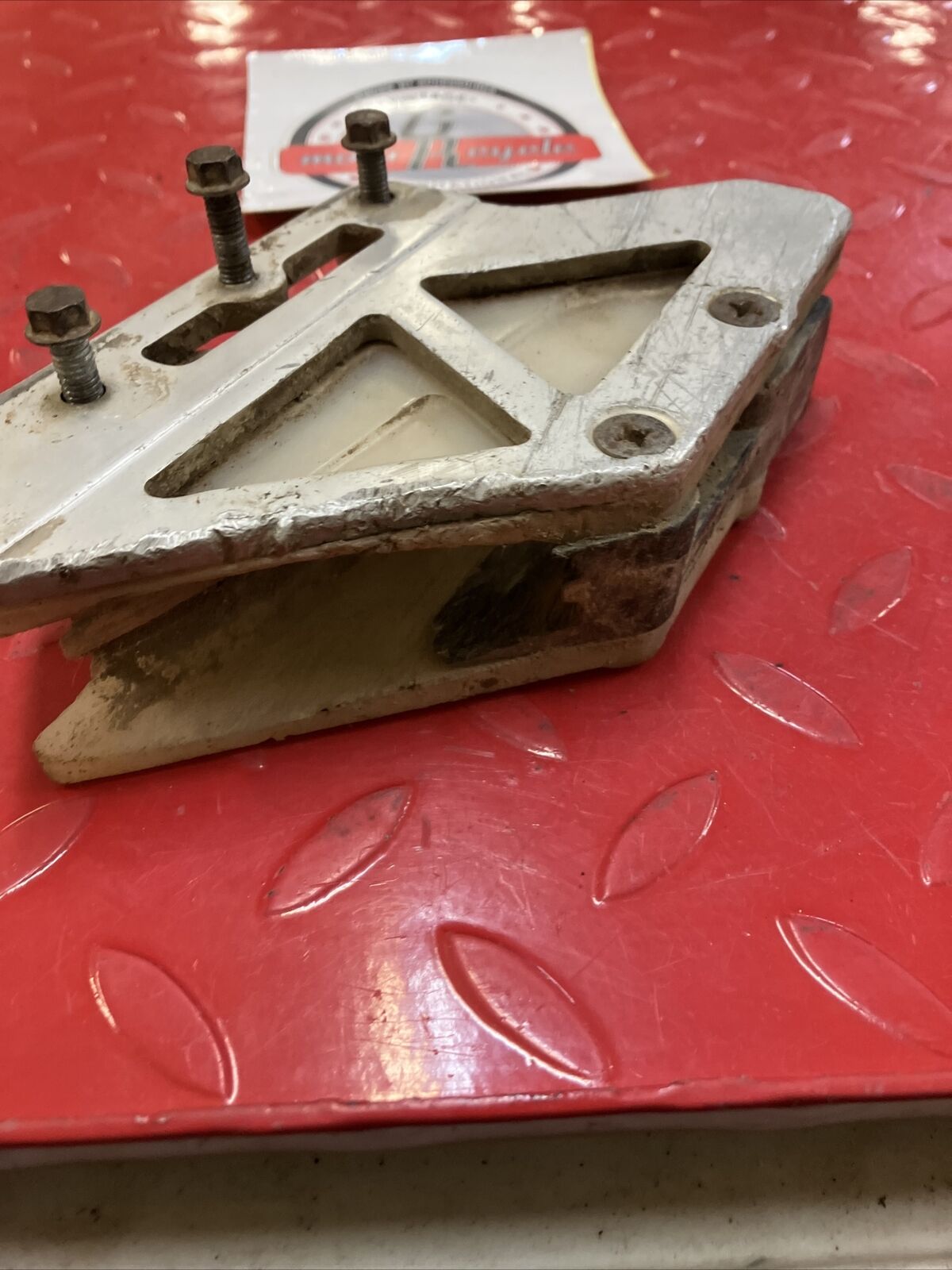 Suzuki RM125 1993 rear chain guide guard slider plate 61341-27C20