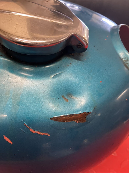 Honda CB550 1974 Fuel tank gas petrol reservoir PETCOCK NOT INCLUDED
