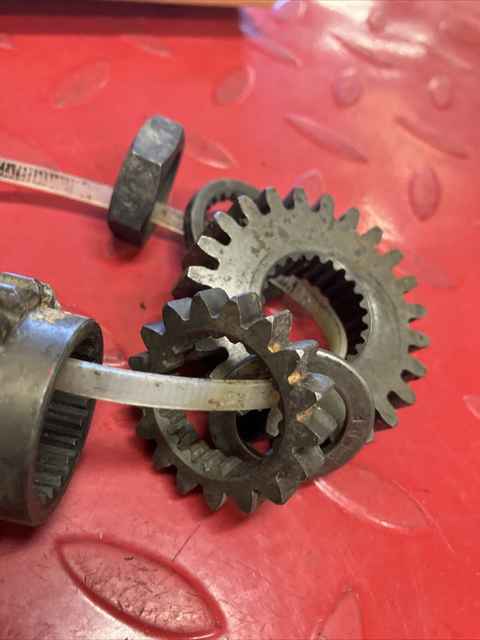 Honda XL350R 1986 crankshaft oil pump primary drive gear timing sprocket rotor