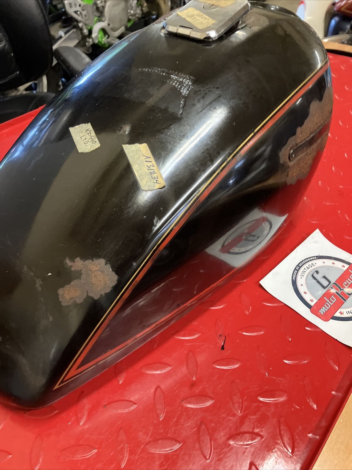 Kawasaki KZ440 LTD 1982 fuel tank gas petrol reservoir 6