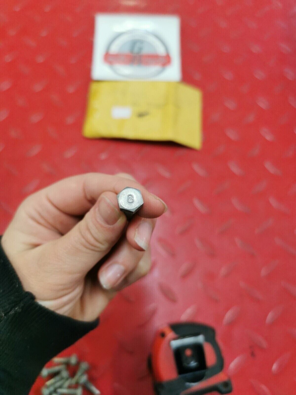 NOS Honda 1976 - 1978 CB750 BOLT, TACHOMETER GEAR STOPPER 12435-300-003 H32