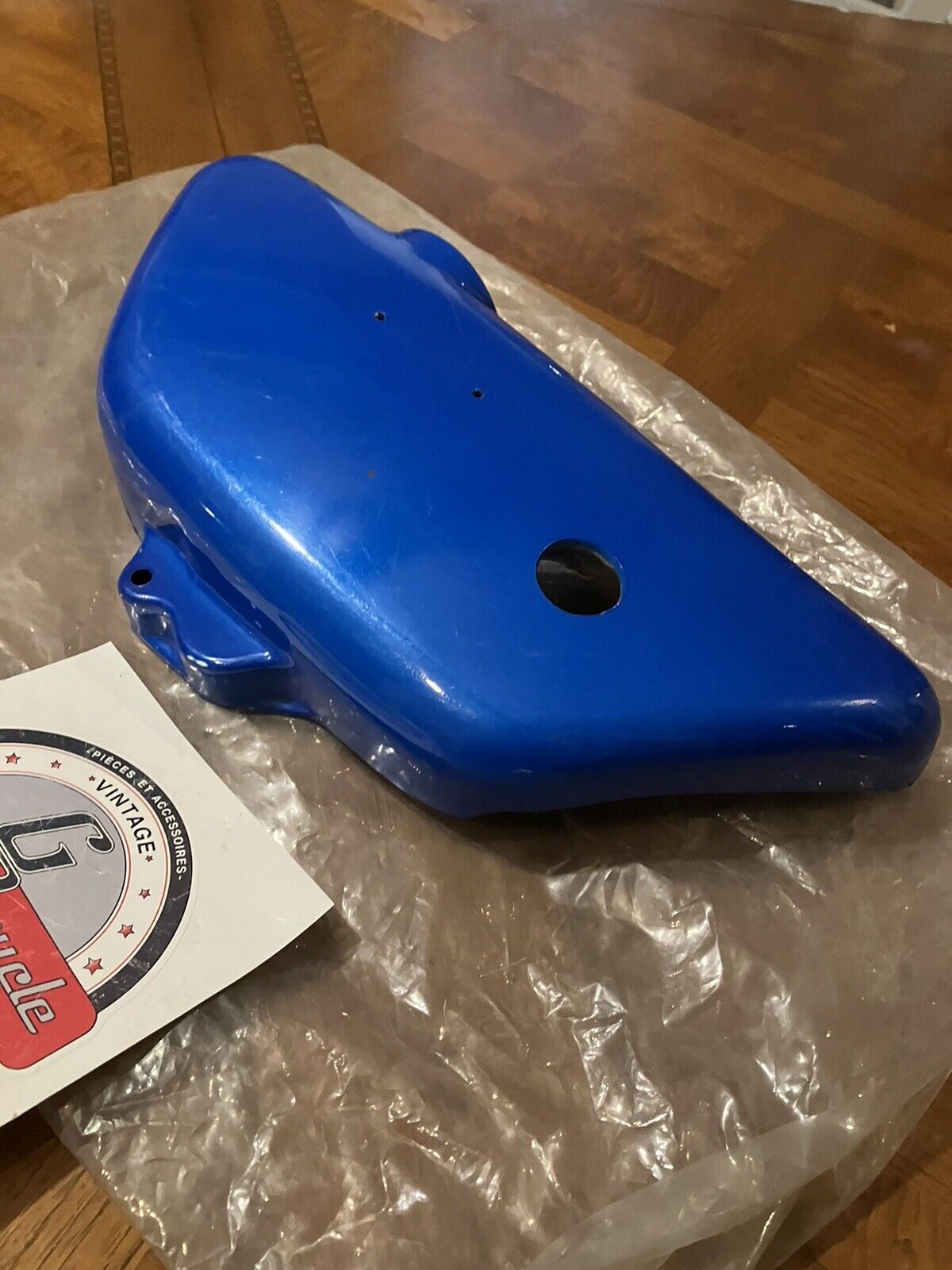 NOS Kawasaki S1 S2 1973 RIGHT SIDE COVER PANEL OIL TANK COVER 36007-031-93 K35 1
