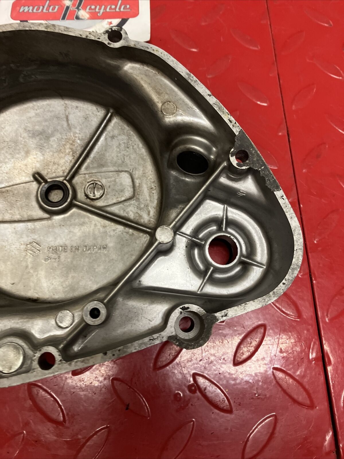 Suzuki TC125 1972 Right crankcase clutch cover TS125