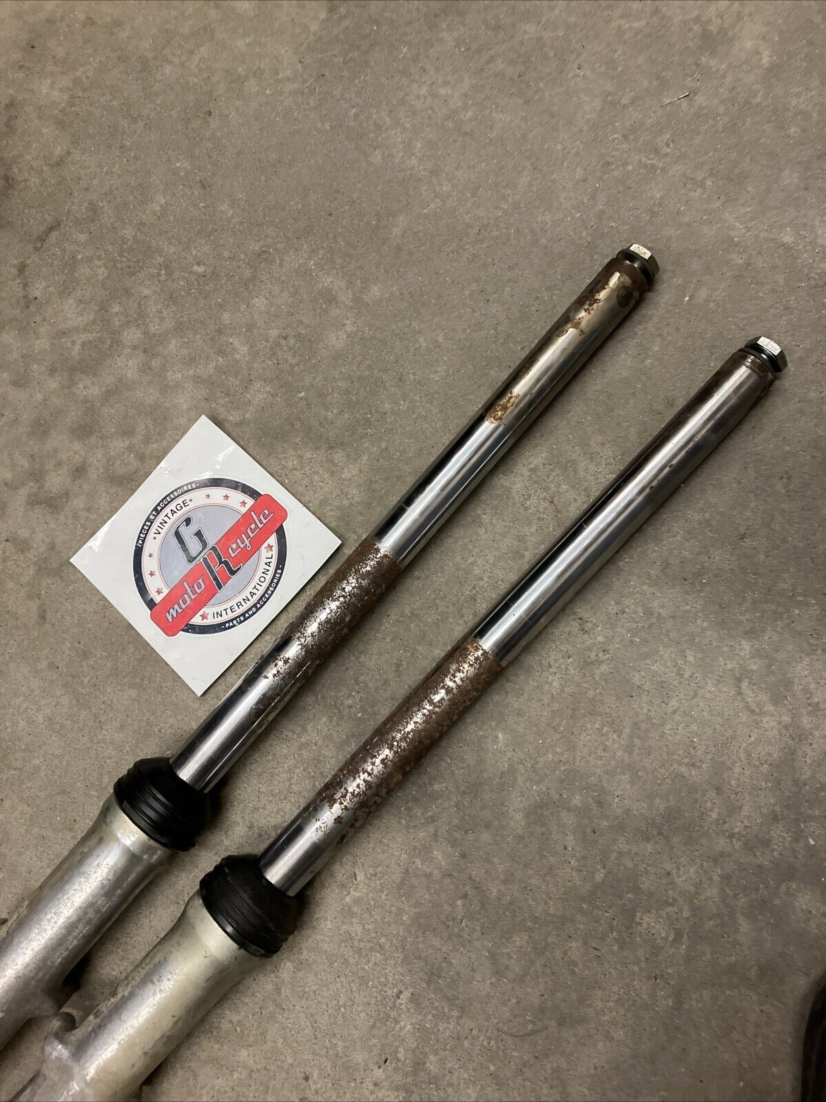 Suzuki RV90 1975 Front forks suspension damper