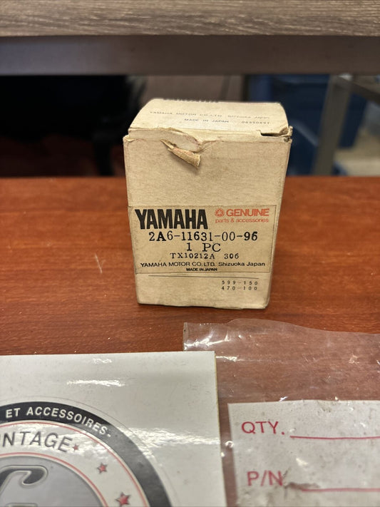 NOS Yamaha DT125 DT125MX PISTON STD 0.96 2A6-11631-00-96 Y176