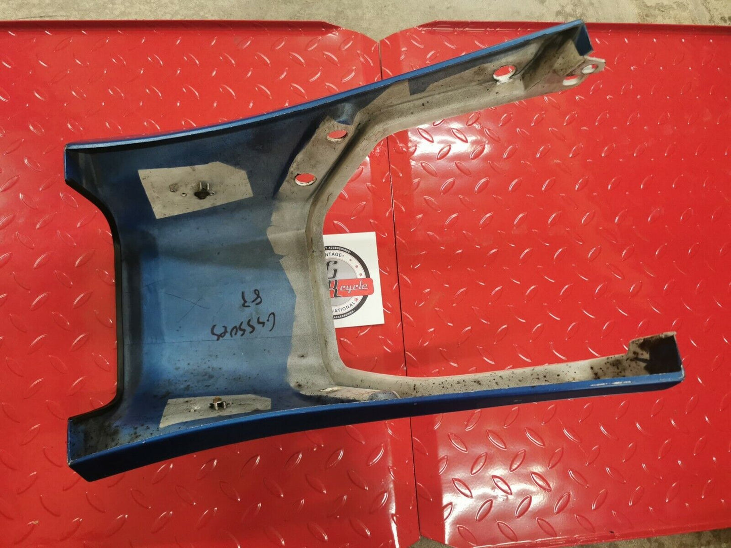 Suzuki GS550ES 1983 seat rear tail cover cowl fairing