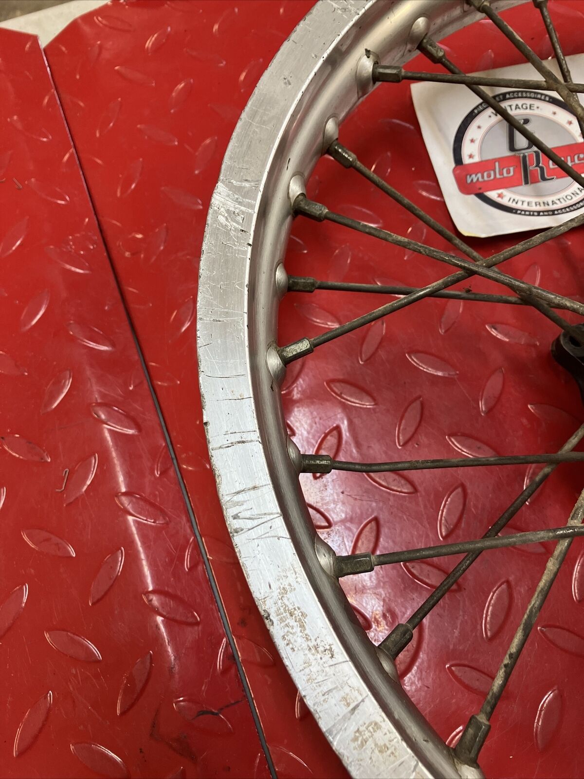 Suzuki RM125 1982 rear wheel hub rim 1981