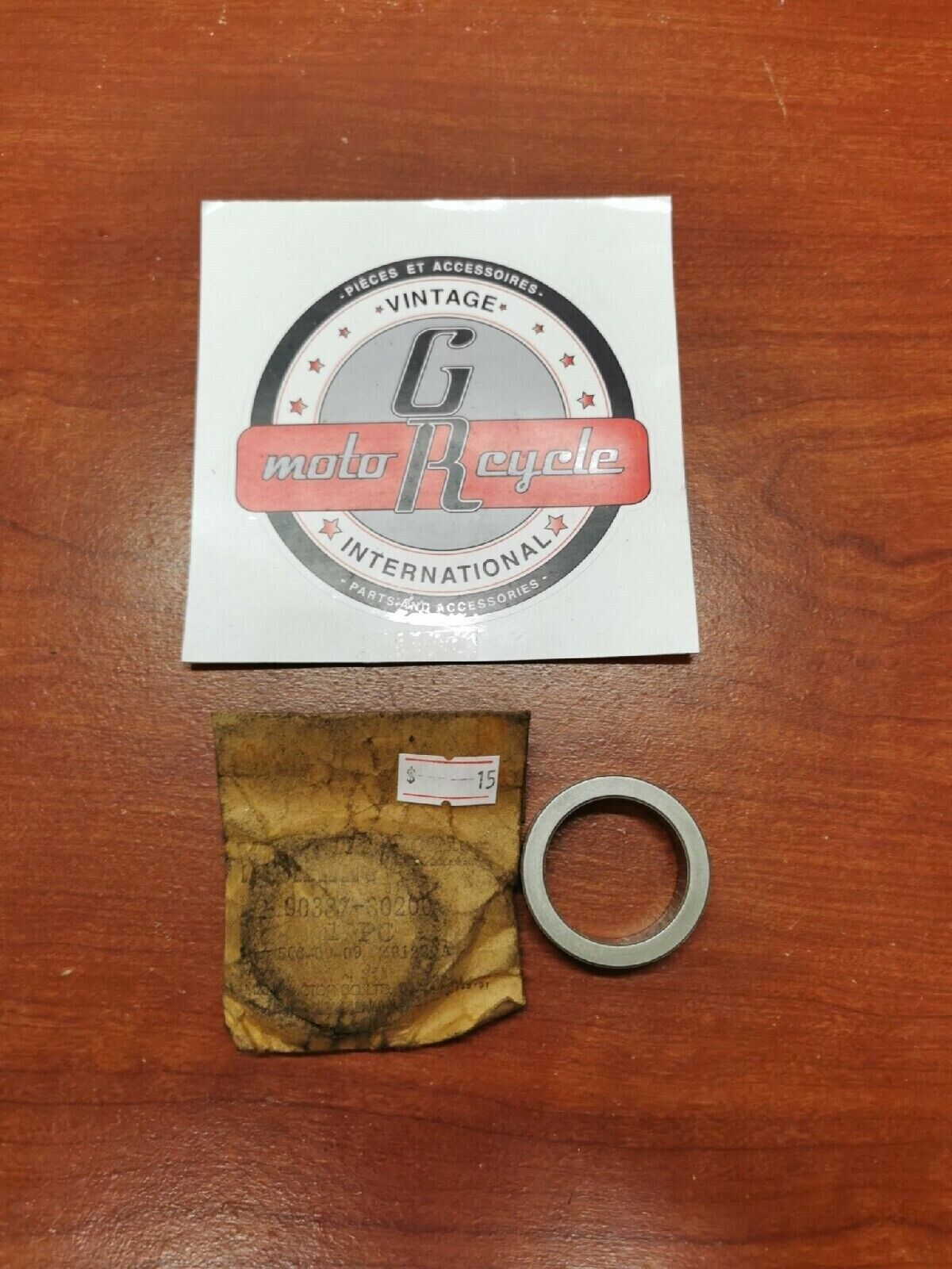 NOS Yamaha COUNTERSHAFT COLLAR 90387-30200-00 Y70