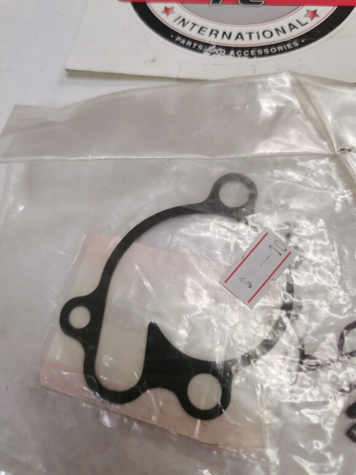 NOS SUZUKI RM125 1992 - 2000 WATER PUMP GASKET 17431-43D00 S26
