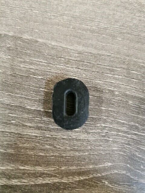 NOS SUZUKI DR125 1982 - 1984 DR250 1982 - 1985 CUSHION 09320-03005 S37