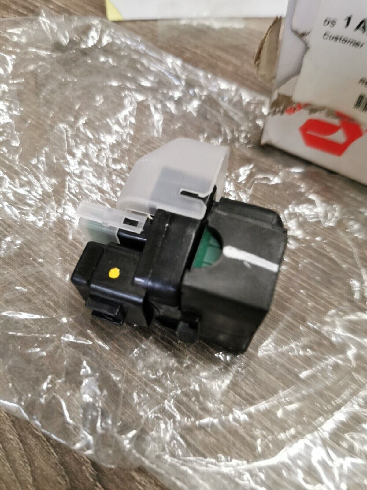 NOS SUZUKI LTA400 LTA500 2002 - 2007 STARTER RELAY 31800-03G00 S11