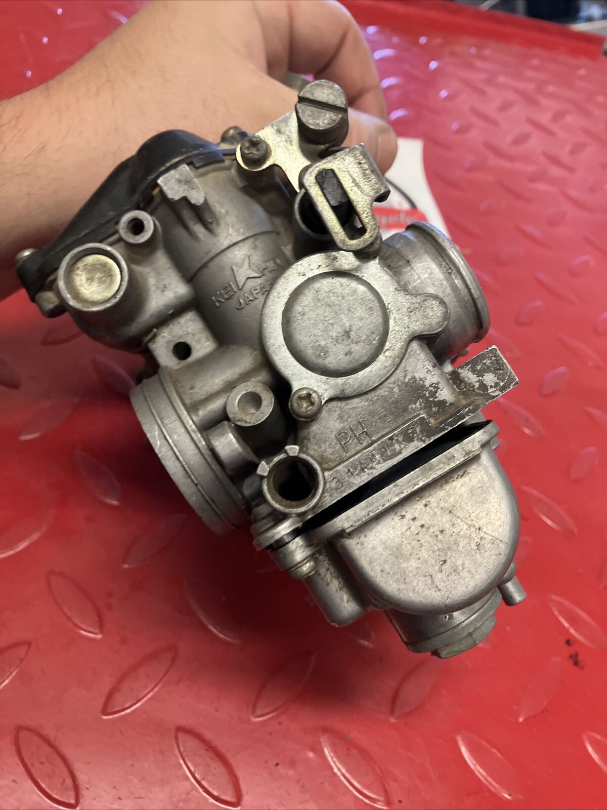 Honda XR200R 1984 carburetor carb PH31A 1985