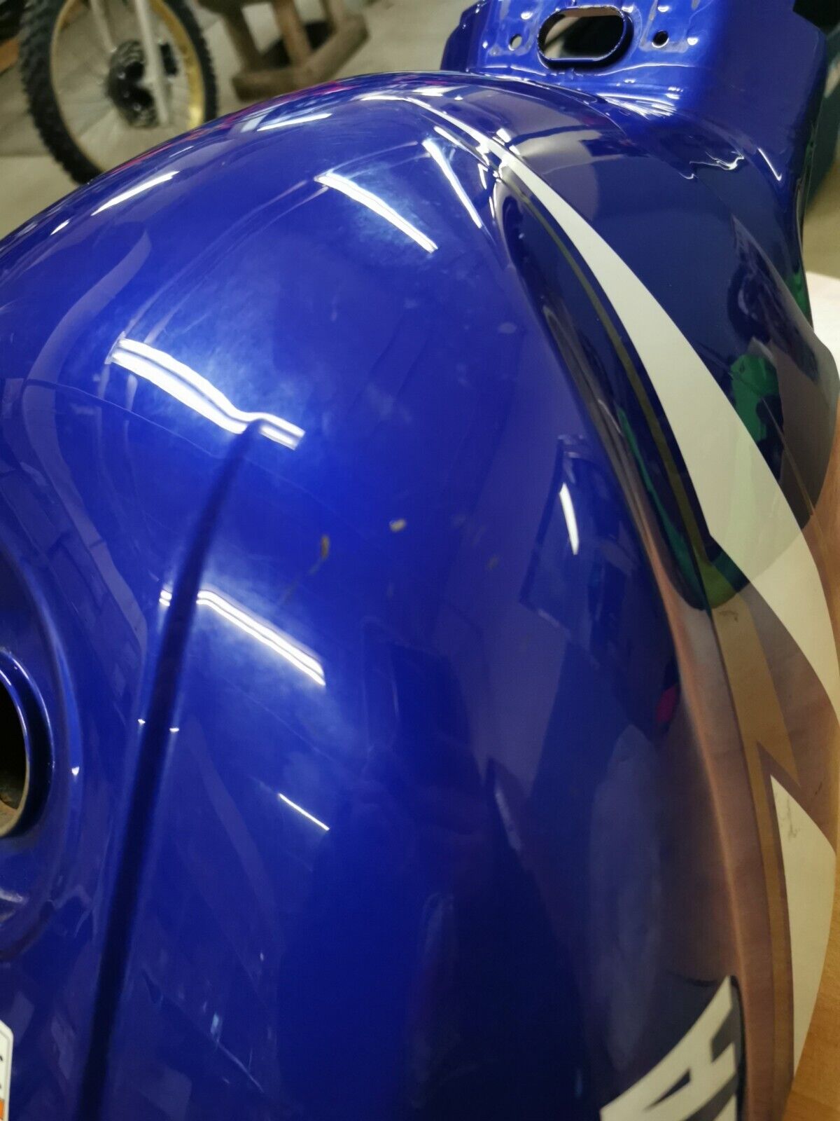 Yamaha 1999 2000 2001 2002 YZF600 YZFR6 R6 FUEL TANK