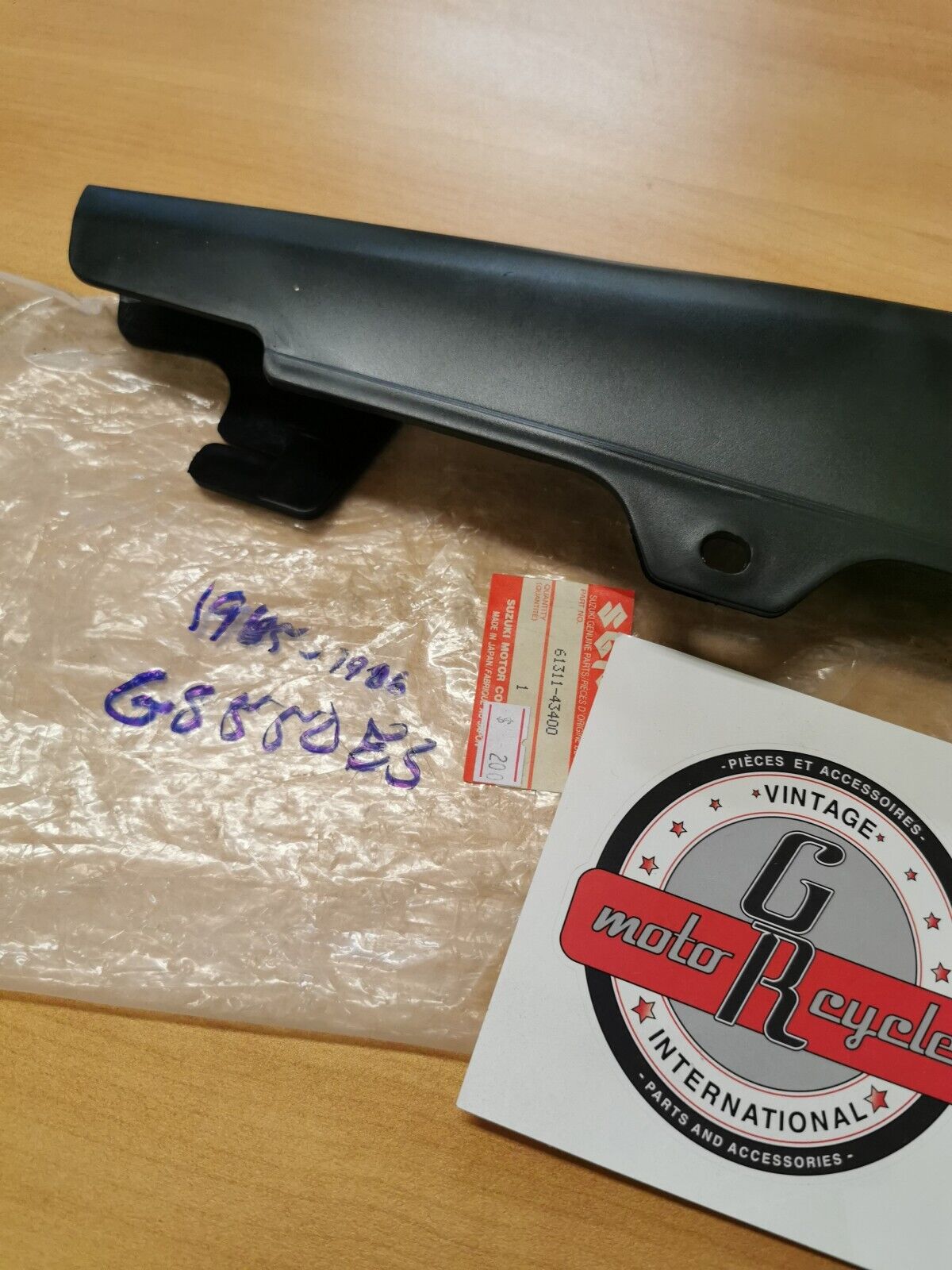 NOS SUZUKI GS550ES GS550E CHAIN CASE 61311-43400 S4