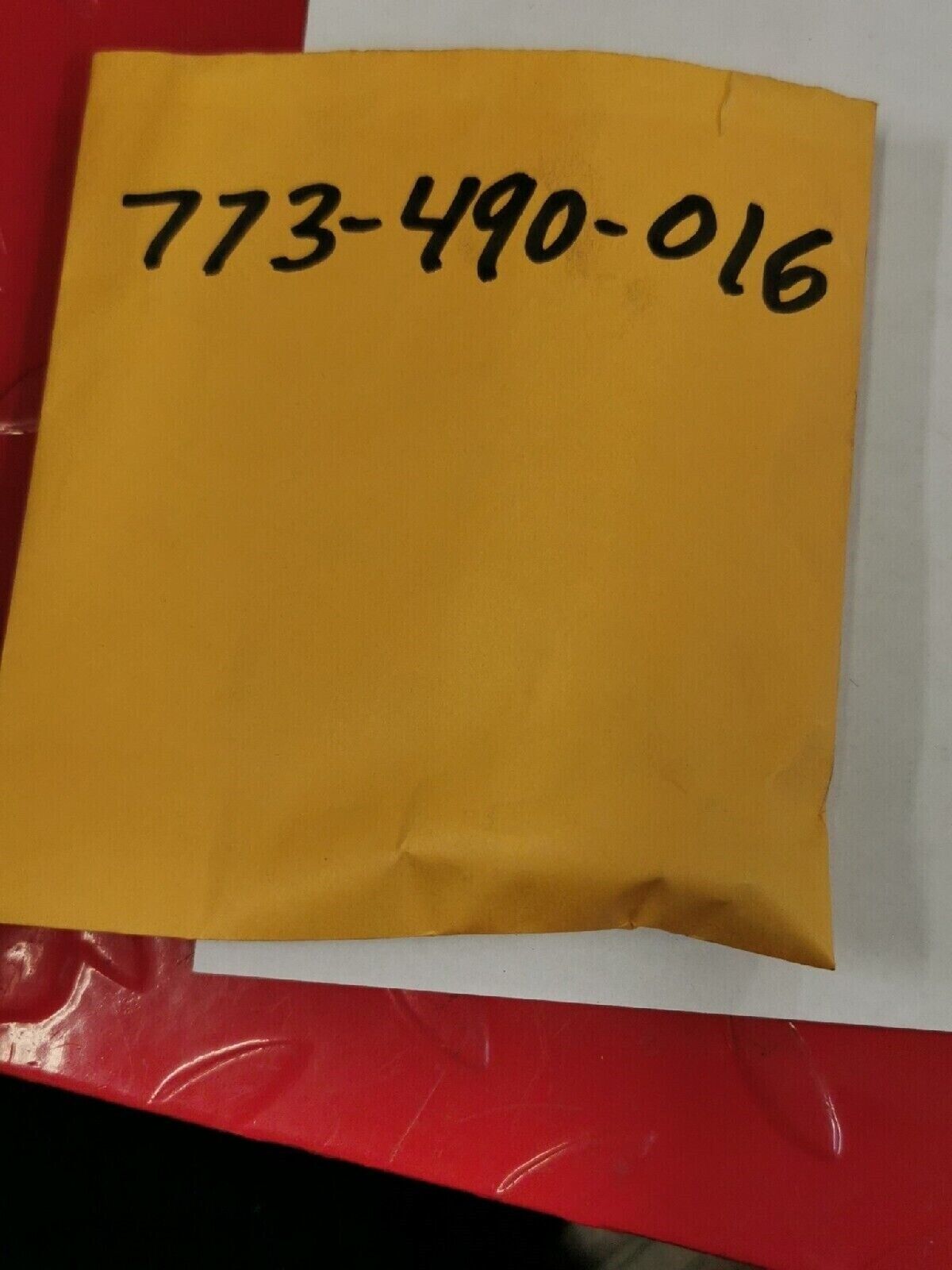 NOS PUCH BOMBARDIER MAXI  BUSHING COLLER SPACER 773-490-016  P3
