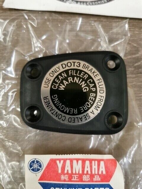 NOS YAMAHA XS650SE XS650 XS500E XS850G XS400 CAP RESERVOIR 1J3-25852-01-00 Y114